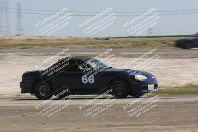 media/Jun-01-2024-CalClub SCCA (Sat) [[0aa0dc4a91]]/Group 1/Off Ramp 1015am/